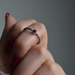 Δαχτυλίδι από Ασήμι 925 με ημιπολύτιμη πέτρα Μαύρος Όνυχας. Filipa Black mk-jewels