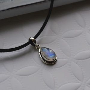 Choker with pendant made of Silver 925 and semi-precious stone Moonstone Michelle choker Moonstone