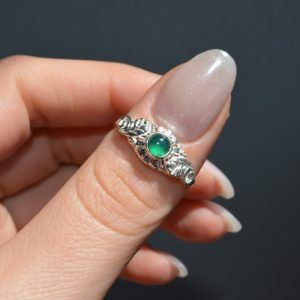 Ring of Silver 925 with emerald. Sienna Emerald-mk-jewels
