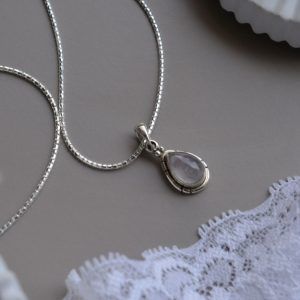 Κολιέ από Ασήμι 925 με ημιπολύτιμη Πέτρα Rose Quartz Lillian mk-jewels