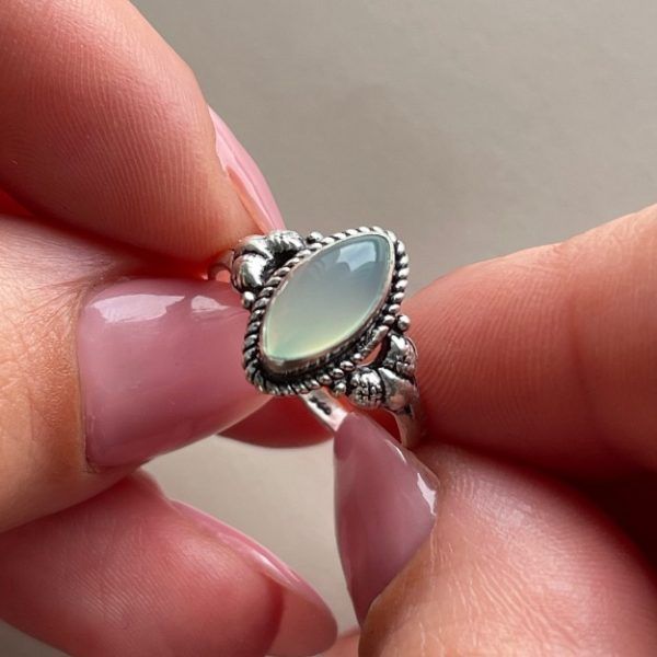 Δαχτυλίδι από Ασήμι 925 με ημιπολύτιμη πέτρα Χαλκηδόνιο-Rebecca Chalcedony-mk-jewels