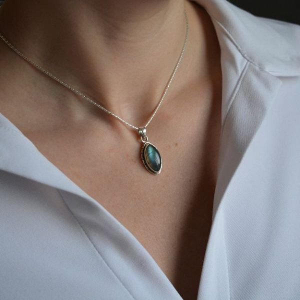 Necklace made of silver 925 with semi-precious stone Labradorite. Iris Labradorite-mk-jewels