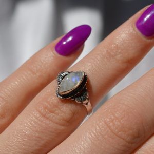 Δαχτυλίδι από Ασήμι 925 με ημιπολύτιμη πέτρα Φεγγαρόπετρα-Rebecca Moonstone-mk-jewels