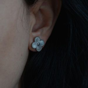 Earrings made of stainless steel cross pin-Vida silver-mk-jewels