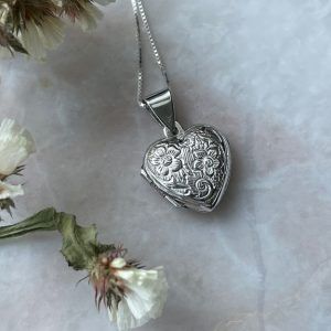 Opening heart made of Silver 925-Anthia-mkjewels