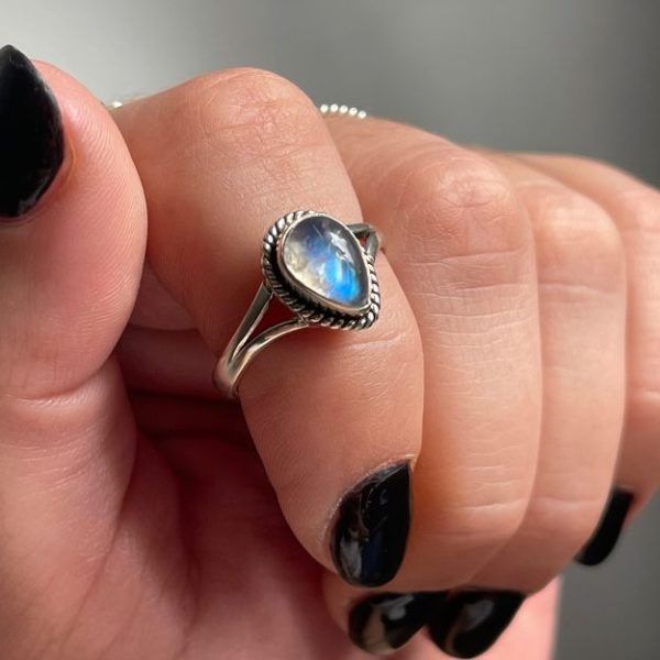 Ring of Silver 925 with semi-precious stone Moonstone-Kaia Moonstone-mkjewels