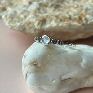 Ring of Silver 925 with semi-precious stone Moonstone-Sailor moonstone-mkjewels