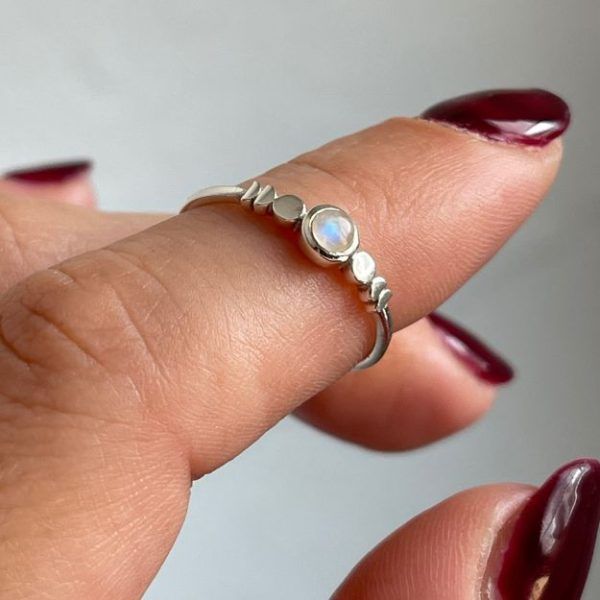 Ring of Silver 925 with semi-precious stone Moonstone-Sailor moonstone-mkjewels