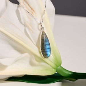 Necklace made of Silver 925 with Labradorite-Maeve Labradorite-mkjewels